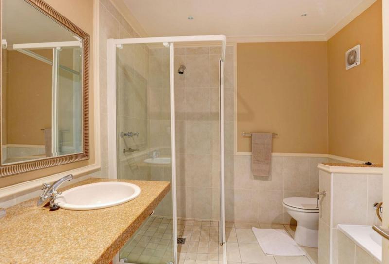 2 Bedroom Property for Sale in Pinnacle Point Golf Estate Western Cape